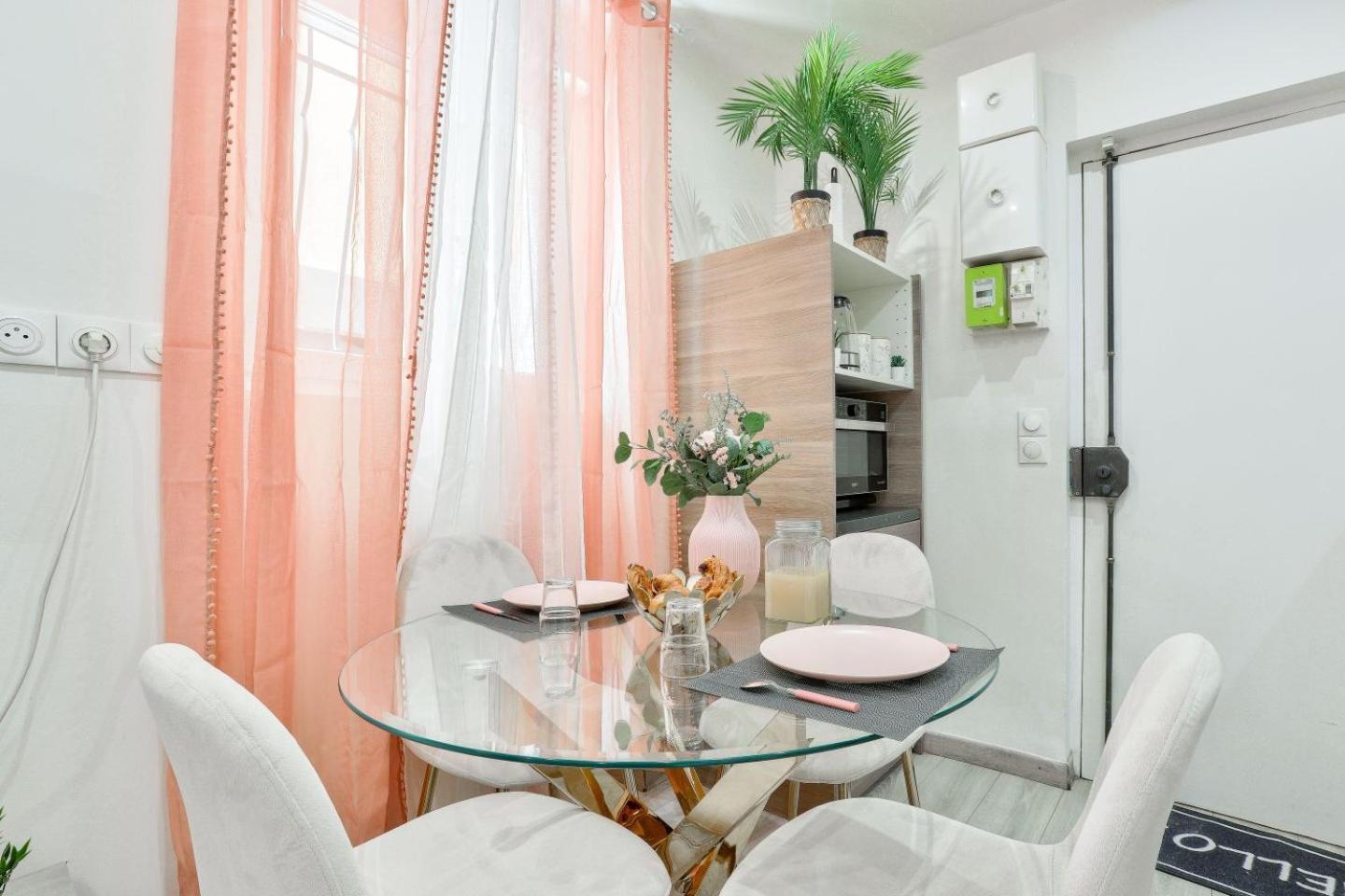 Le Nid Douillet Appartement Confortable A 5 Min Du Stade De France Et Proche De L'Aeroport Cdg Saint-Denis  Exteriör bild
